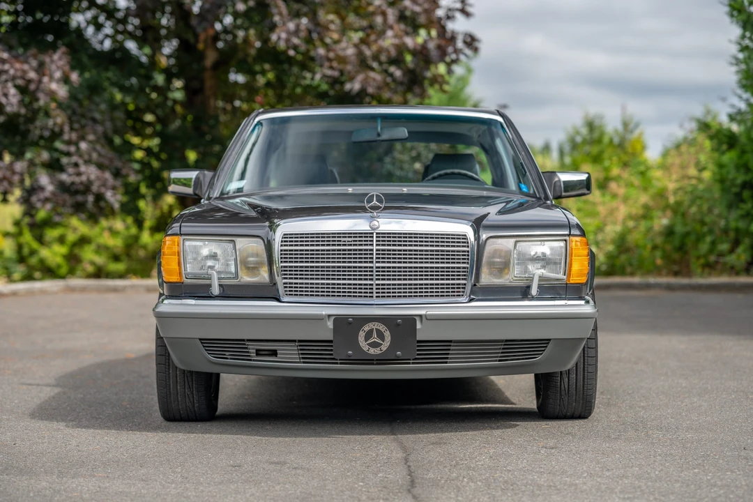 1987 Mercedes-Benz W126 S-Class Sedan - Image 3 of 31
