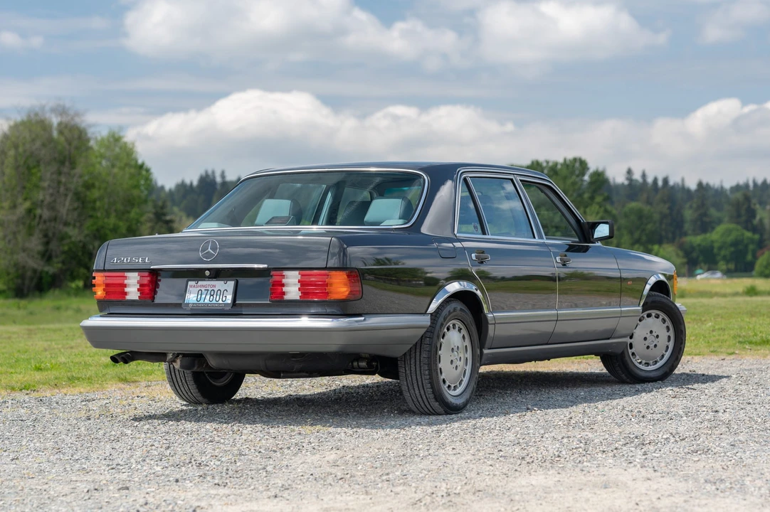 1987 Mercedes-Benz W126 S-Class Sedan - Image 18 of 31