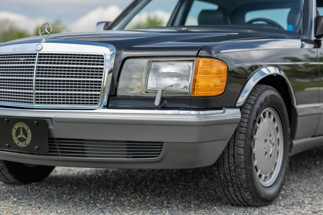 1987 Mercedes-Benz W126 S-Class Sedan - Image 27 of 31