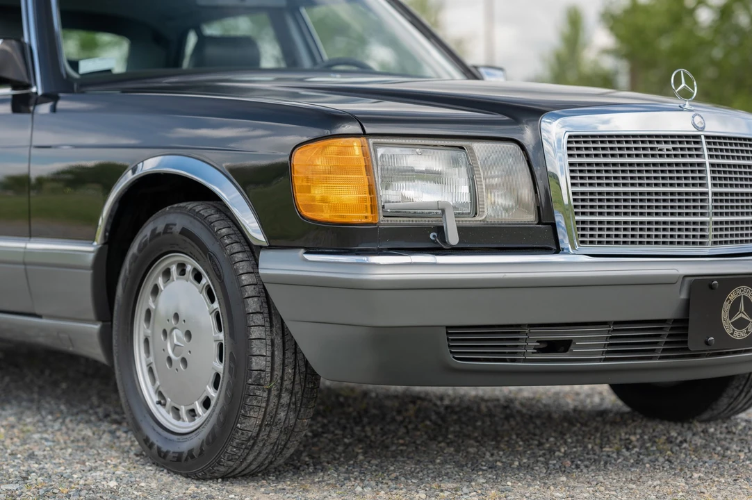 1987 Mercedes-Benz W126 S-Class Sedan - Image 29 of 31