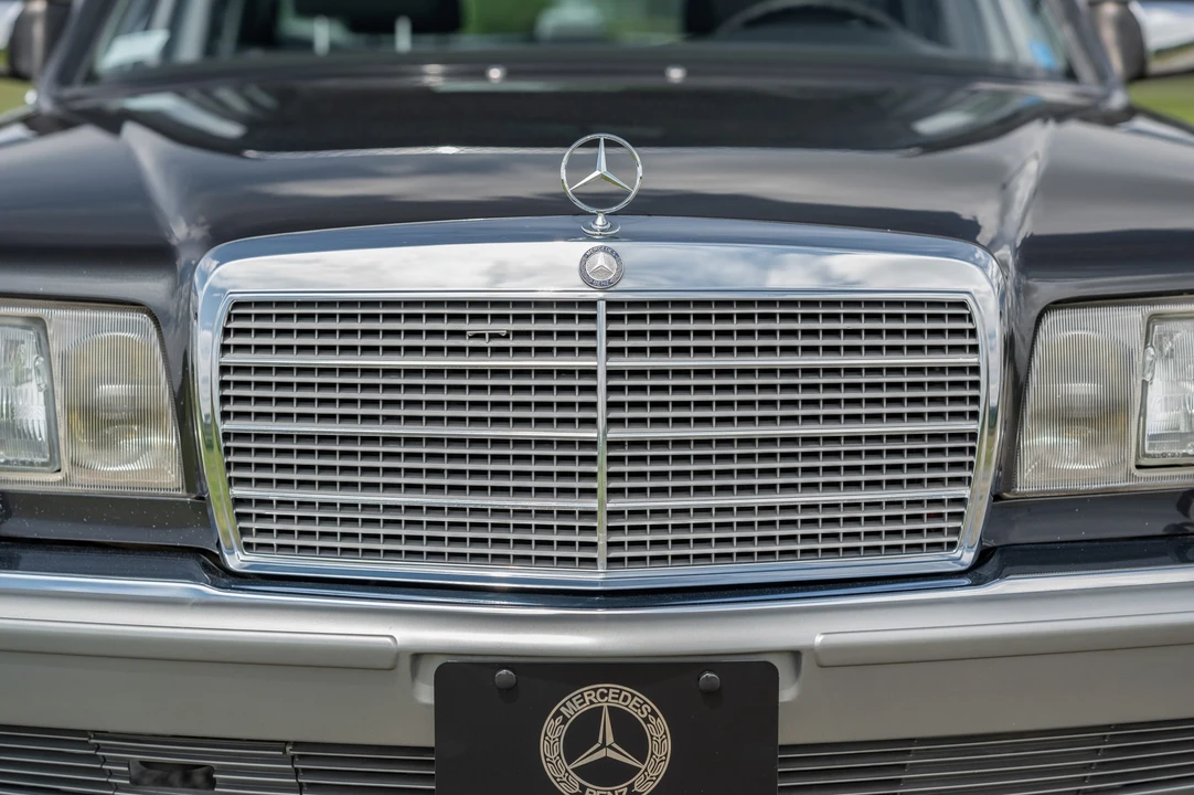 1987 Mercedes-Benz W126 S-Class Sedan - Image 26 of 31