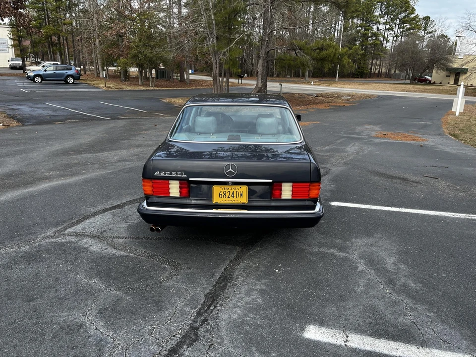 1987 Mercedes-Benz W126 S-Class Sedan - Image 11 of 31