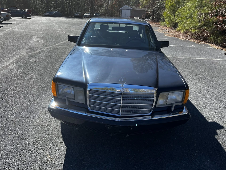 1987 Mercedes-Benz W126 S-Class Sedan - Image 4 of 31