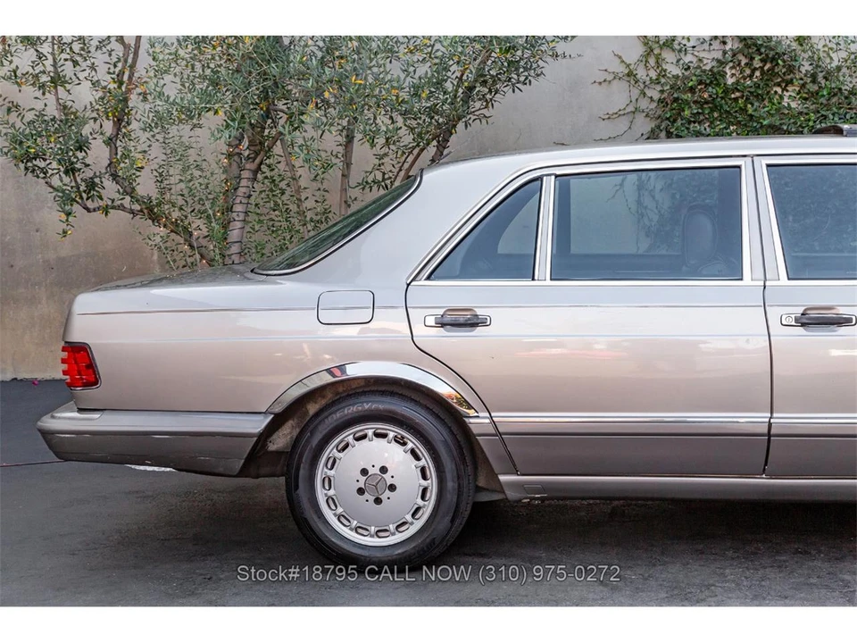1987 Mercedes-Benz W126 S-Class Sedan - Image 10 of 31