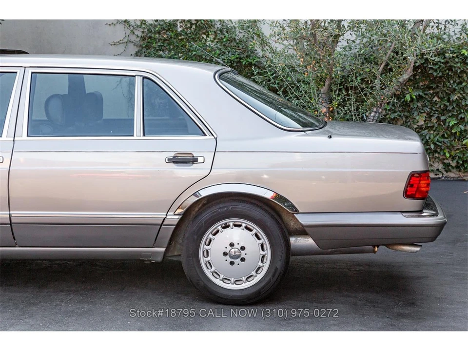 1987 Mercedes-Benz W126 S-Class Sedan - Image 12 of 31