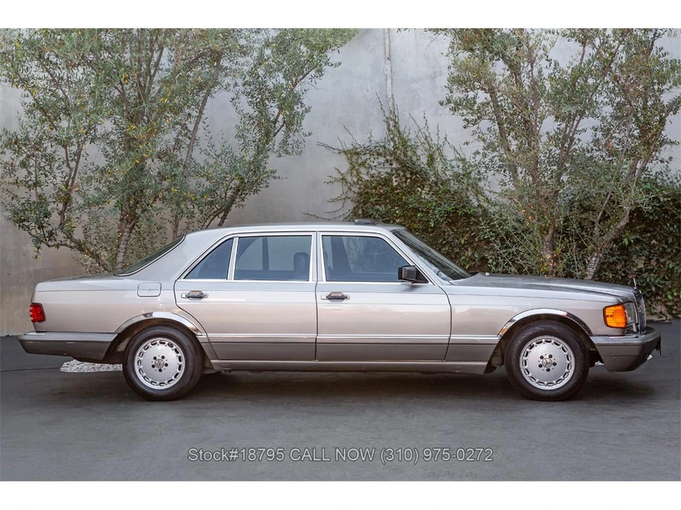 1987 Mercedes-Benz W126 S-Class Sedan - Image 3 of 31