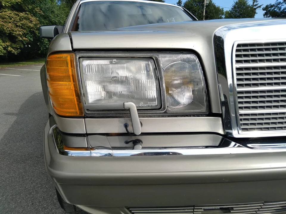 1987 Mercedes-Benz W126 S-Class Sedan - Image 12 of 31