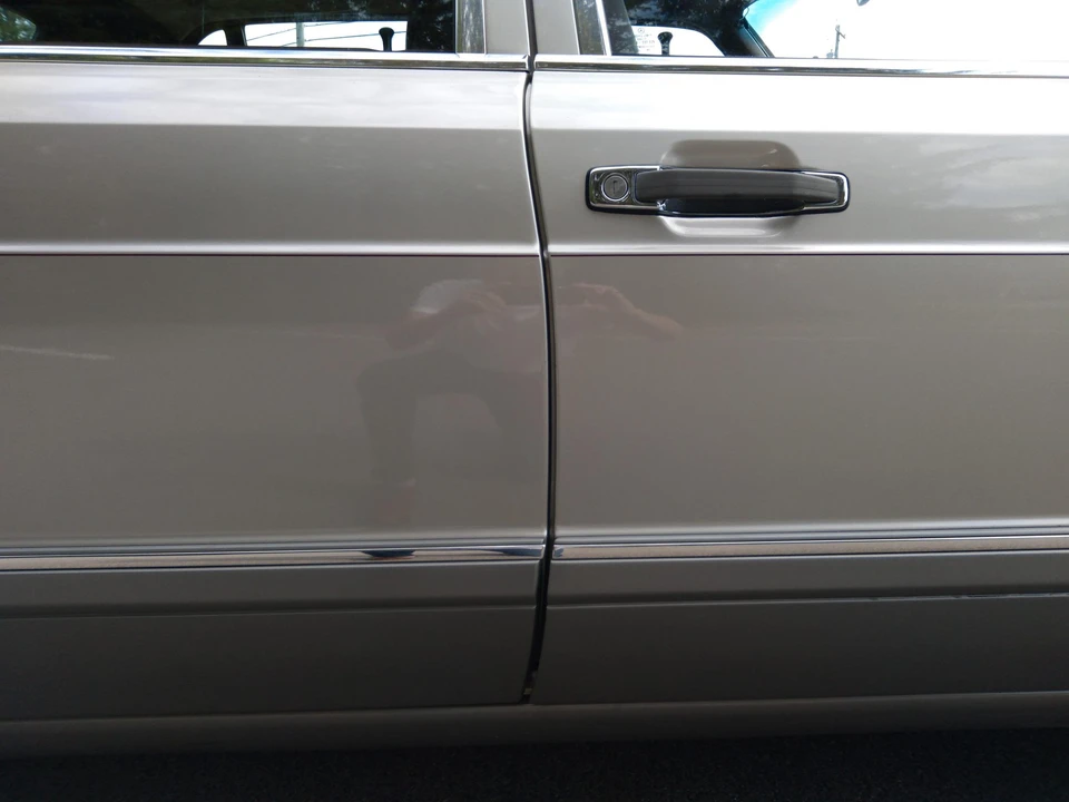 1987 Mercedes-Benz W126 S-Class Sedan - Image 17 of 31