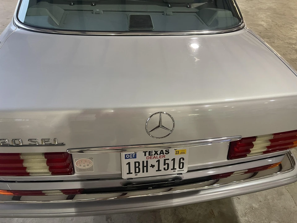 1987 Mercedes-Benz W126 S-Class Sedan - Image 26 of 31