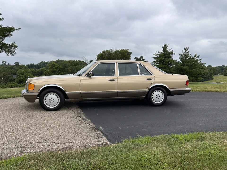 1987 Mercedes-Benz W126 S-Class Sedan - Image 19 of 31