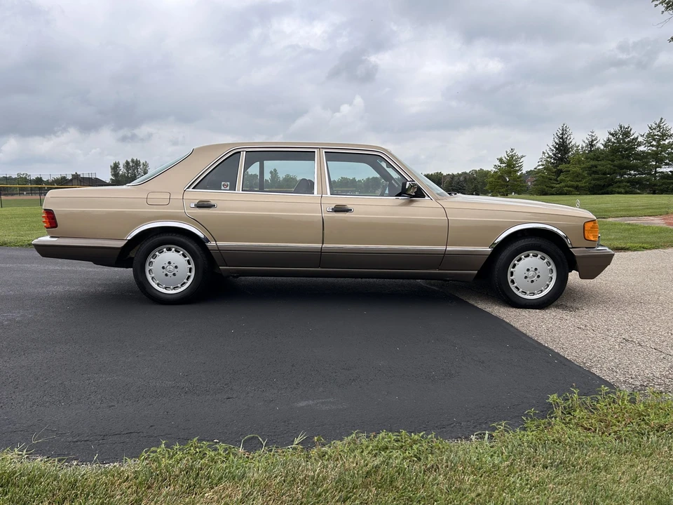 1987 Mercedes-Benz W126 S-Class Sedan - Image 11 of 31