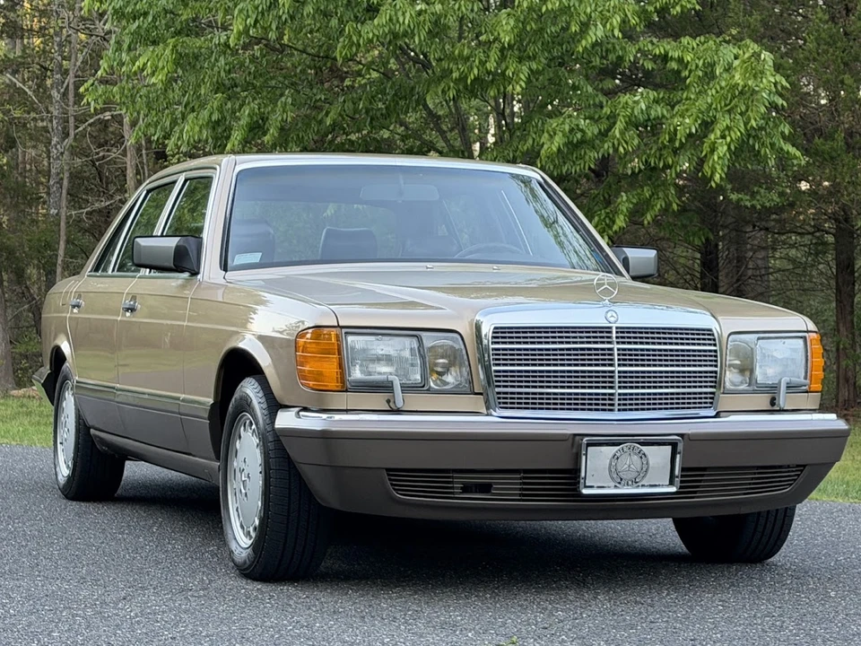 1987 Mercedes-Benz W126 S-Class Sedan - Image 8 of 31