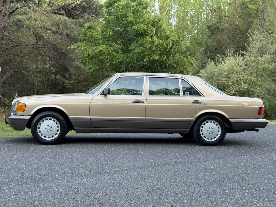 1987 Mercedes-Benz W126 S-Class Sedan - Image 20 of 31