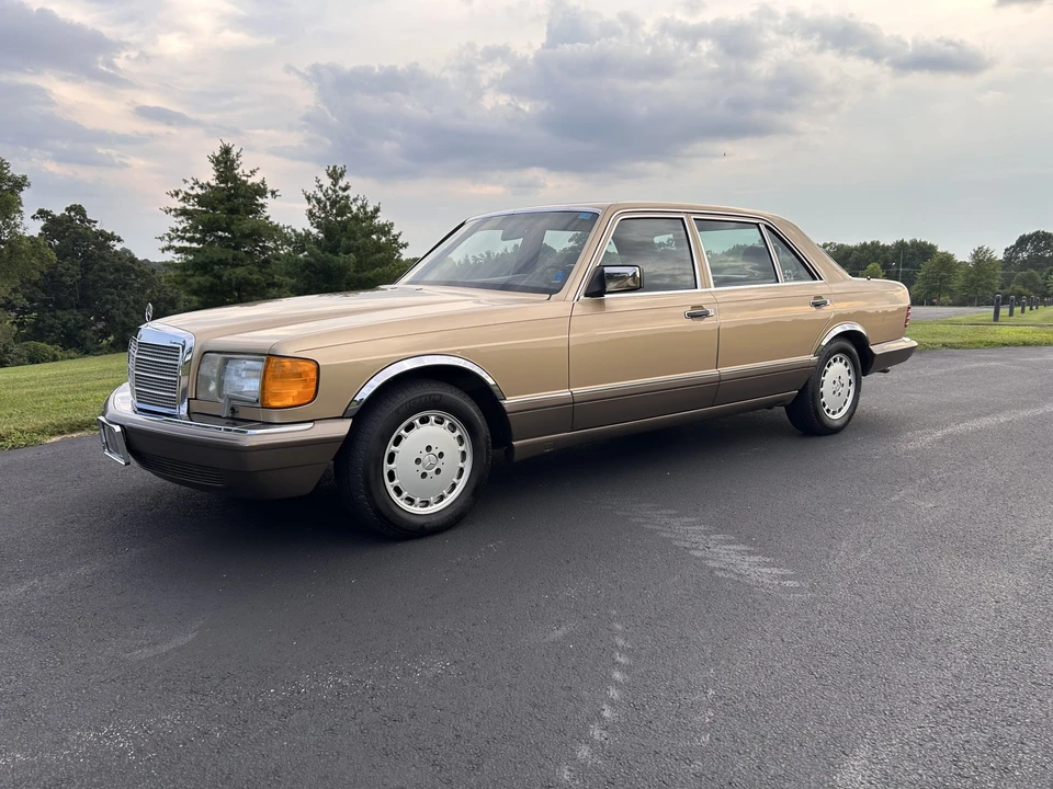 1987 Mercedes-Benz W126 S-Class Sedan - Image 5 of 31