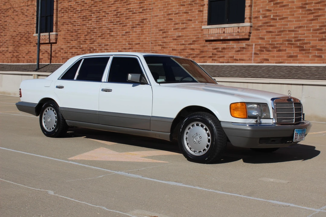 1987 Mercedes-Benz W126 S-Class Sedan - Image 20 of 31