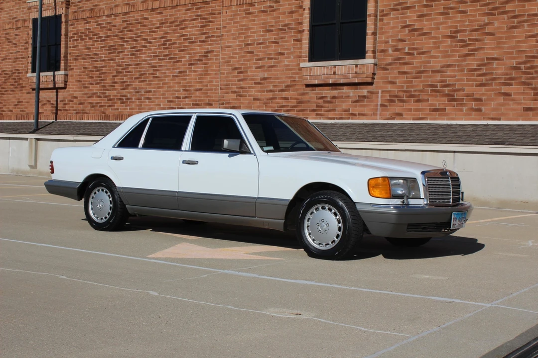 1987 Mercedes-Benz W126 S-Class Sedan - Image 21 of 31