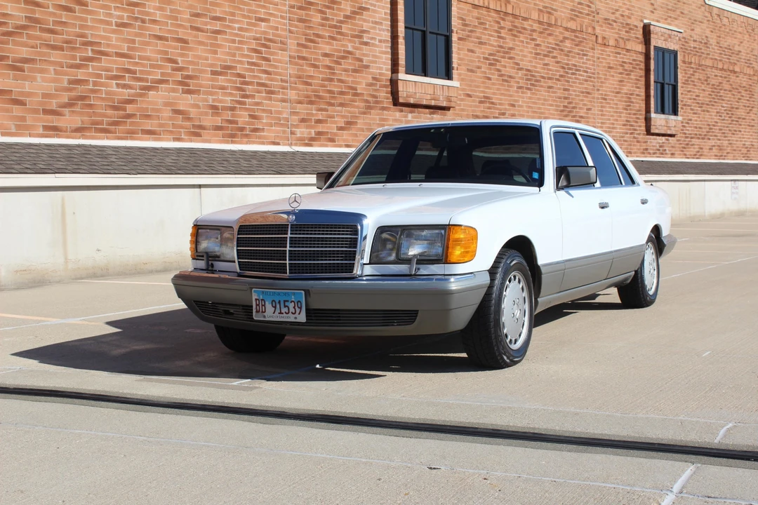 1987 Mercedes-Benz W126 S-Class Sedan - Image 9 of 31
