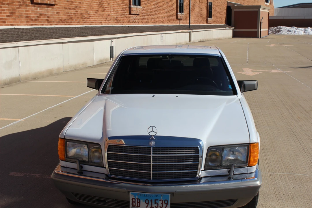 1987 Mercedes-Benz W126 S-Class Sedan - Image 10 of 31