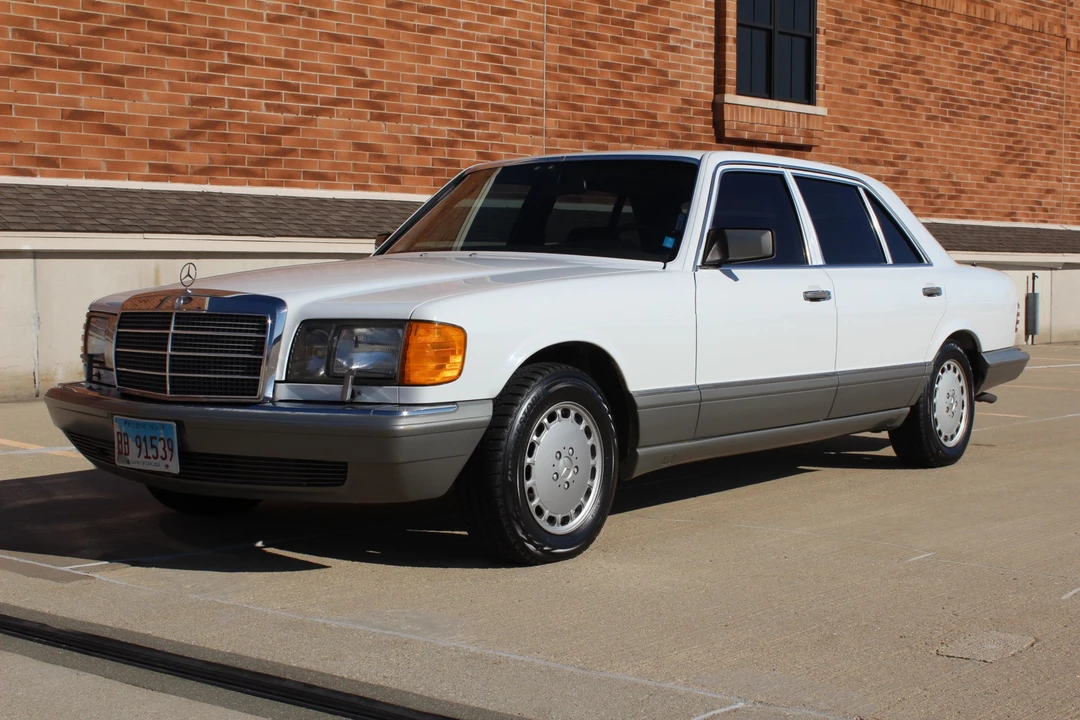 1987 Mercedes-Benz W126 S-Class Sedan - Image 7 of 31