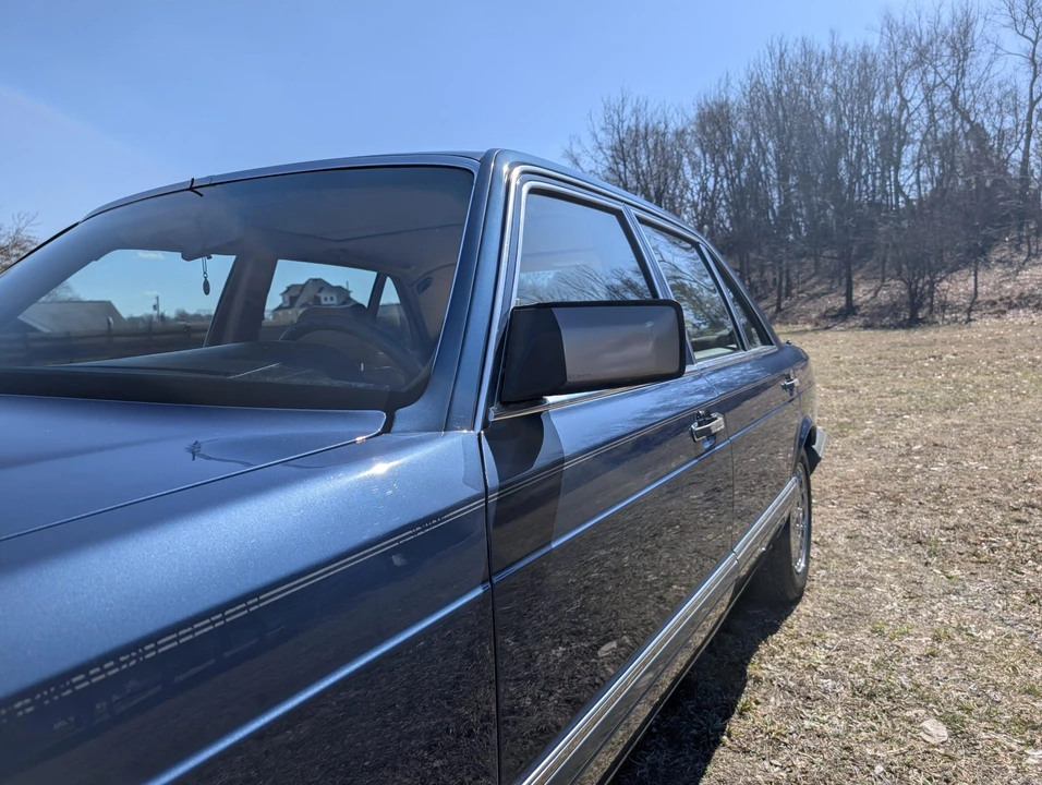 1987 Mercedes-Benz W126 S-Class Sedan - Image 25 of 31