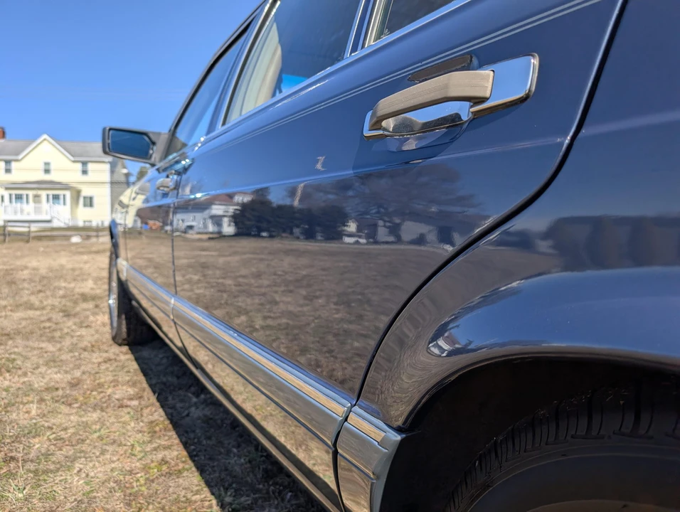 1987 Mercedes-Benz W126 S-Class Sedan - Image 28 of 31