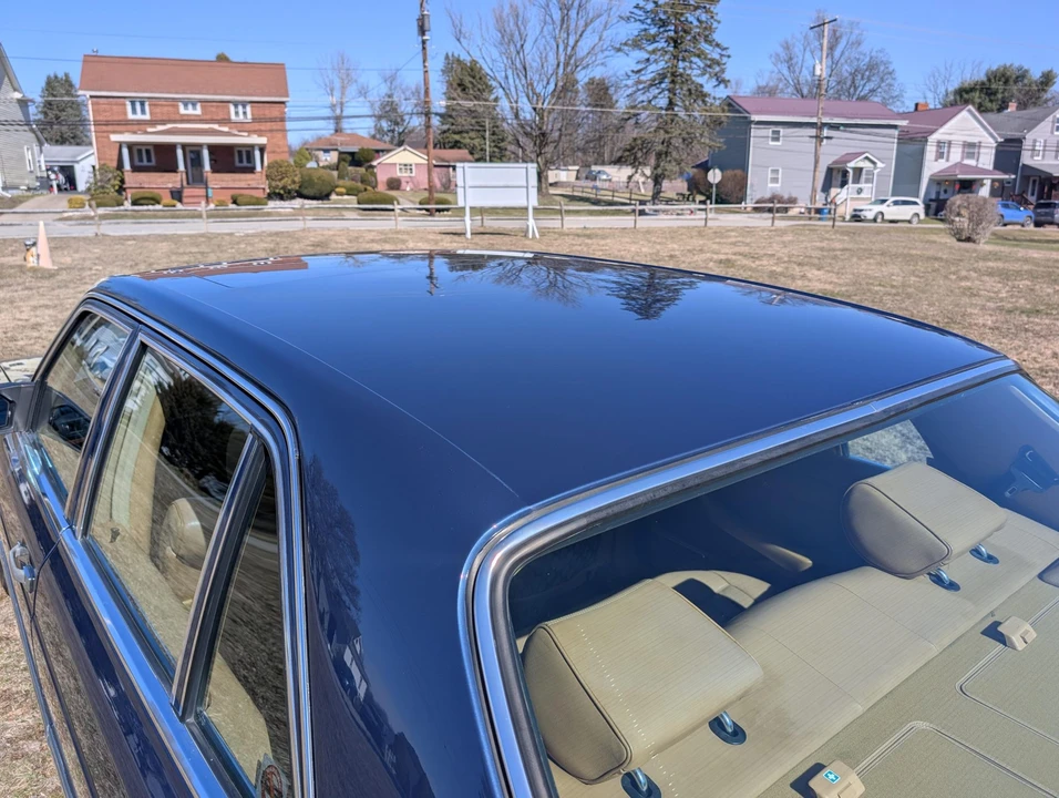 1987 Mercedes-Benz W126 S-Class Sedan - Image 29 of 31