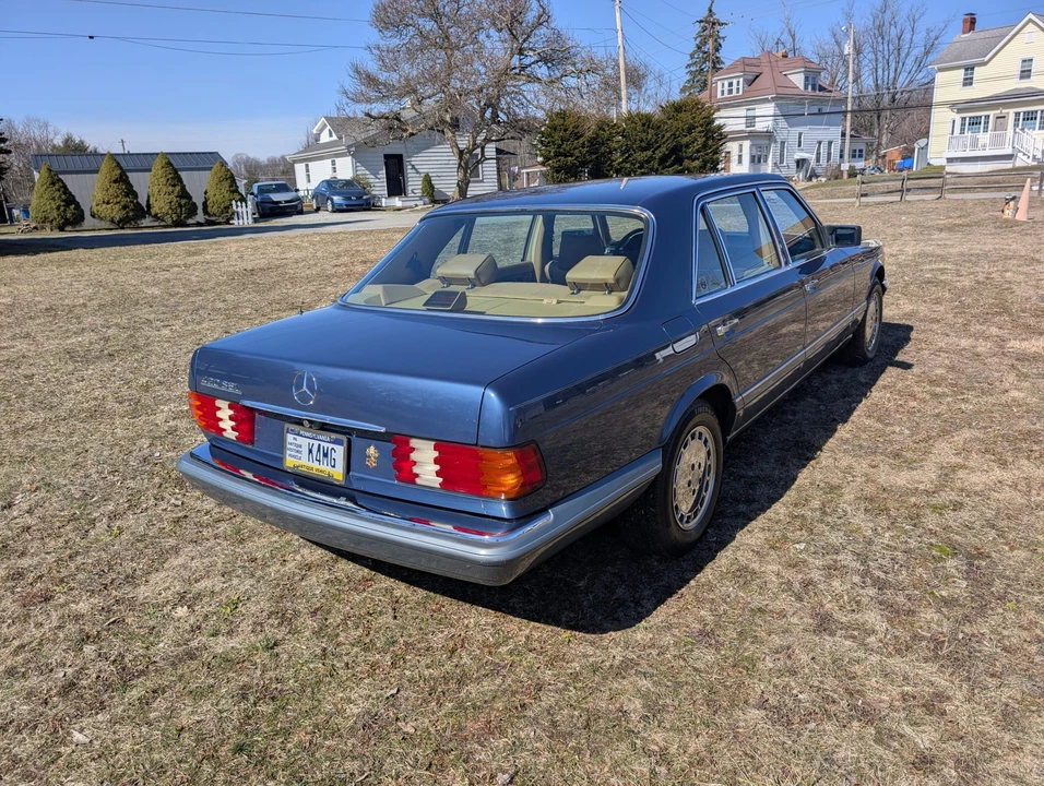 1987 Mercedes-Benz W126 S-Class Sedan - Image 13 of 31