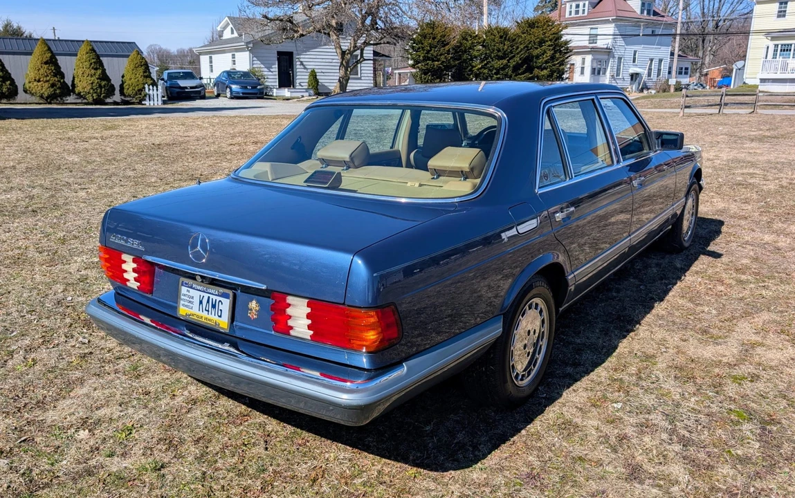 1987 Mercedes-Benz W126 S-Class Sedan - Image 14 of 31
