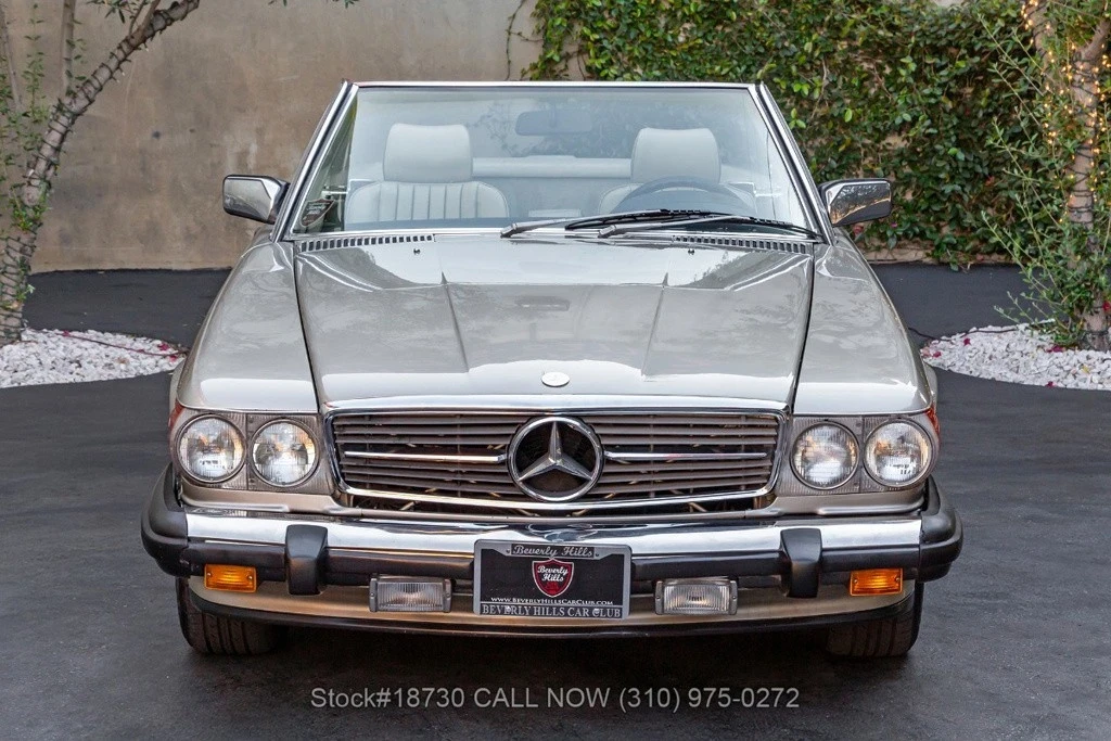 1987 Mercedes-Benz 500E & E500 - Image 2 of 12