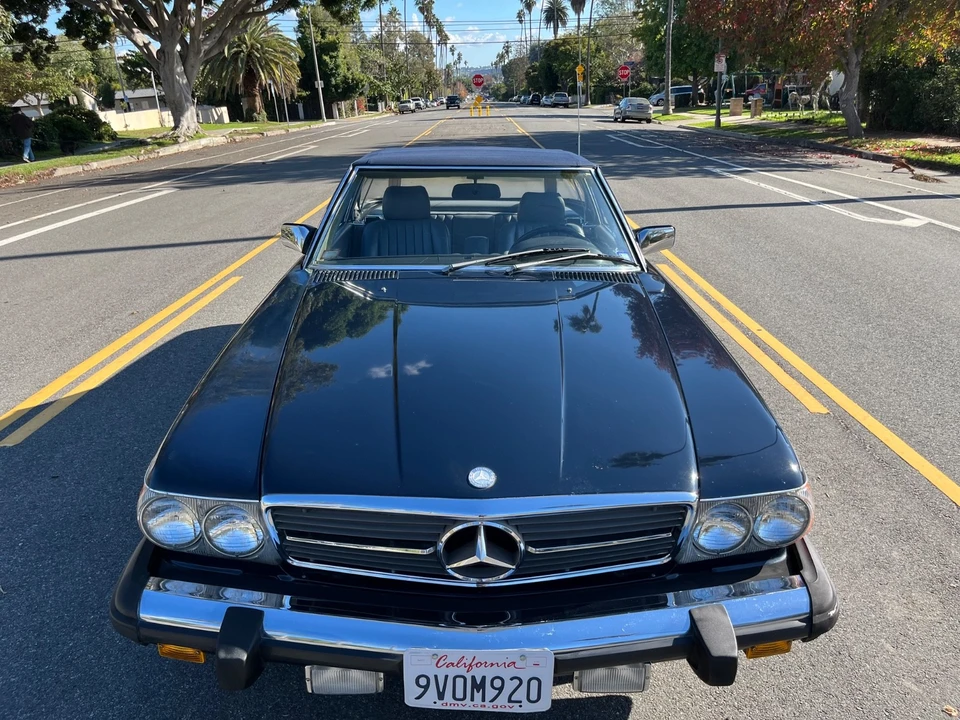 1987 Mercedes-Benz 500E & E500 - Image 13 of 20