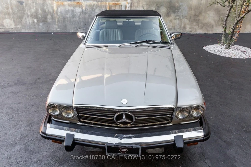 1987 Mercedes-Benz 500E & E500 - Image 9 of 12