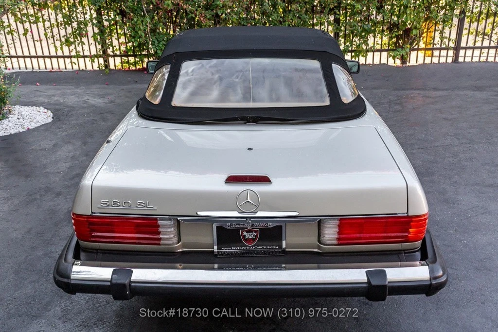 1987 Mercedes-Benz 500E & E500 - Image 11 of 12
