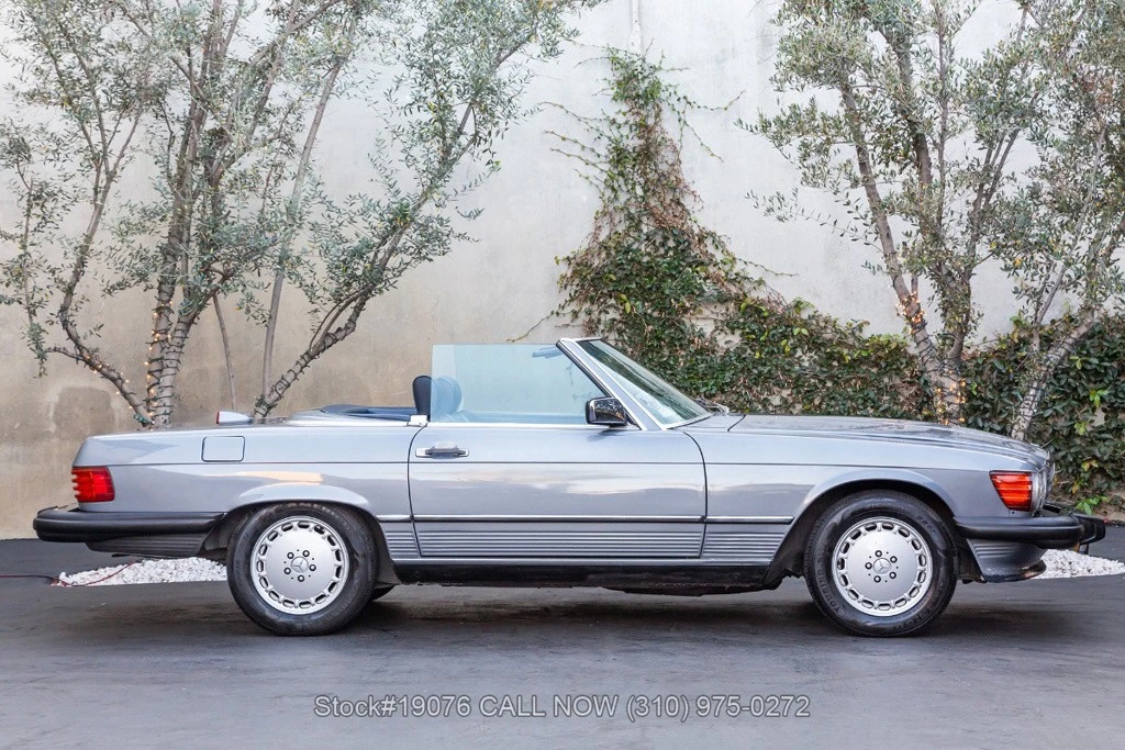 1987 Mercedes-Benz 500E & E500 - Image 4 of 12