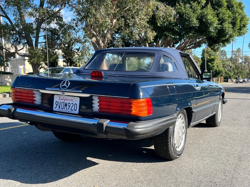 1987 Mercedes-Benz 500E & E500 - Image 5 of 20