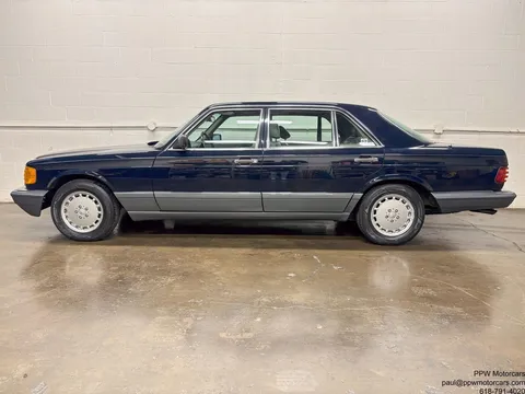 1987 Mercedes-Benz 560SEL