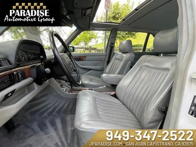 1987 Mercedes-Benz W126 S-Class Sedan - Image 25 of 31