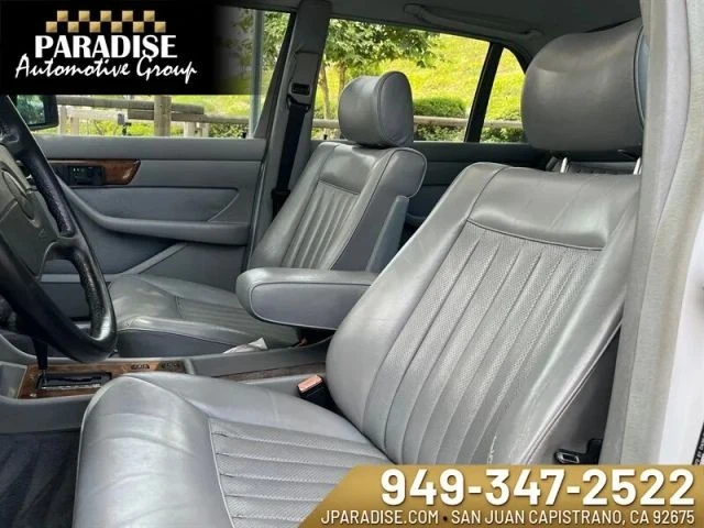 1987 Mercedes-Benz W126 S-Class Sedan - Image 26 of 31
