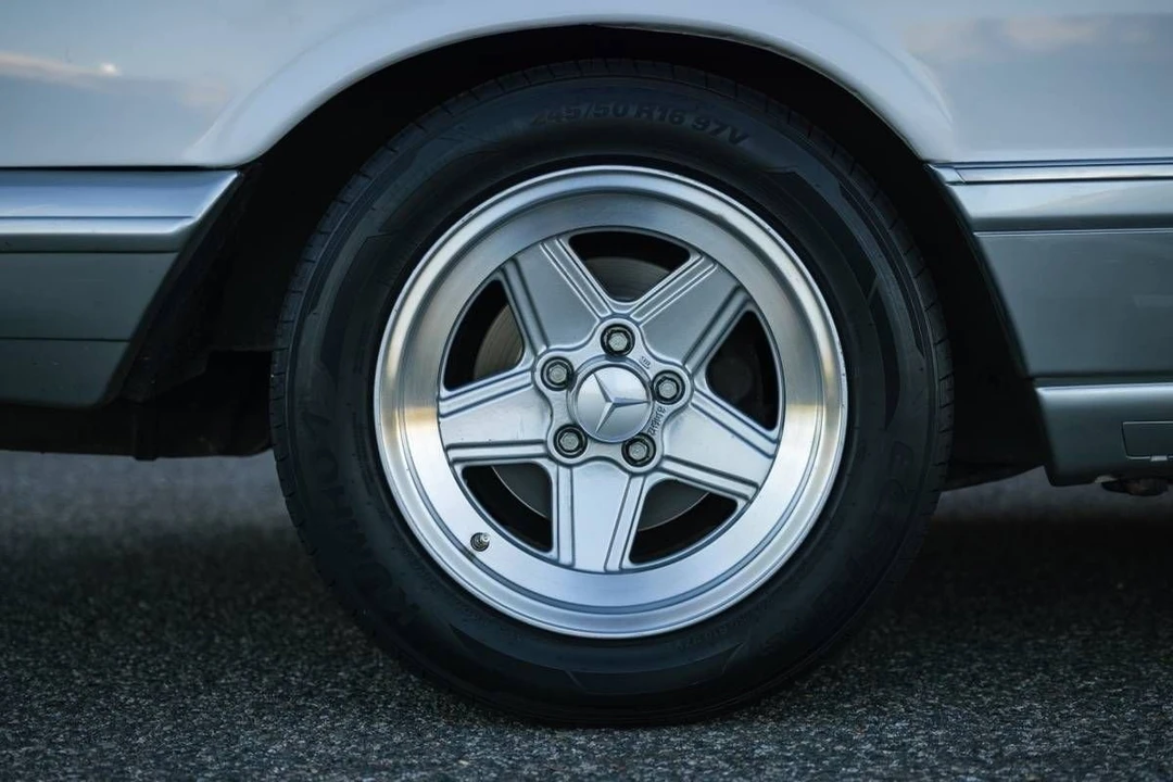 1987 Mercedes-Benz C126 S-Class Coupe - Image 10 of 15