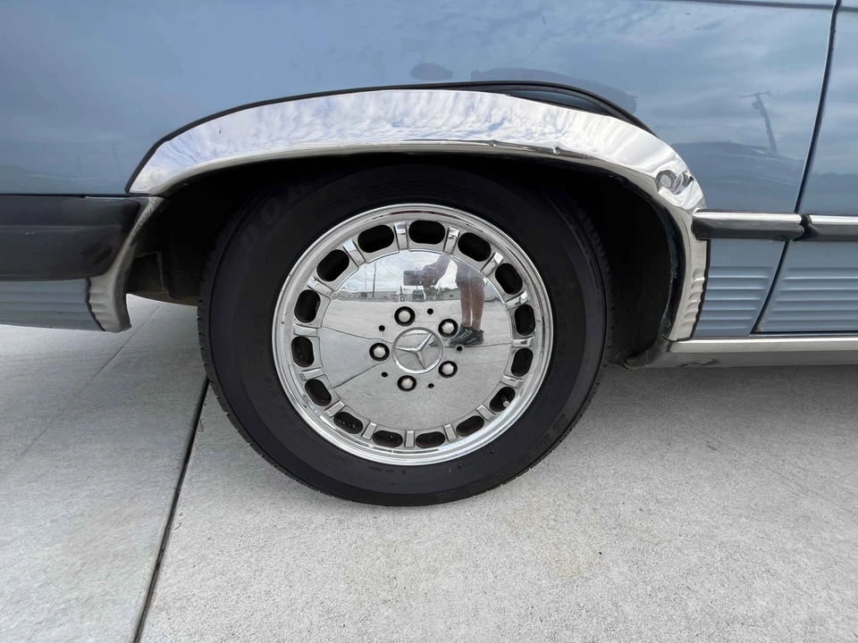 1987 Mercedes-Benz R107 SL-Class - Image 25 of 31