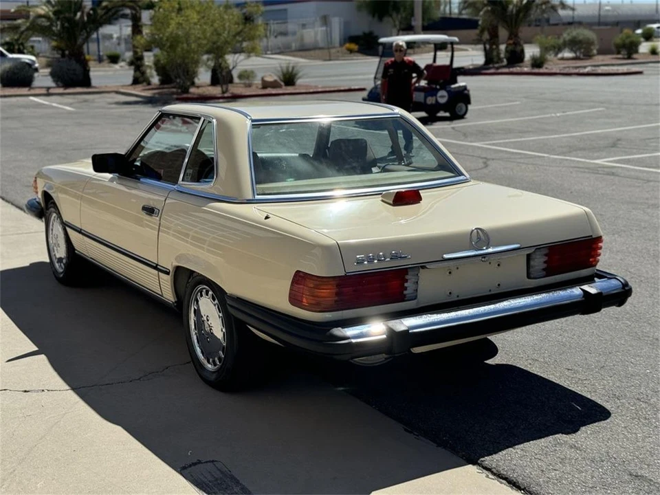 1987 Mercedes-Benz W126 S-Class Sedan - Image 8 of 25