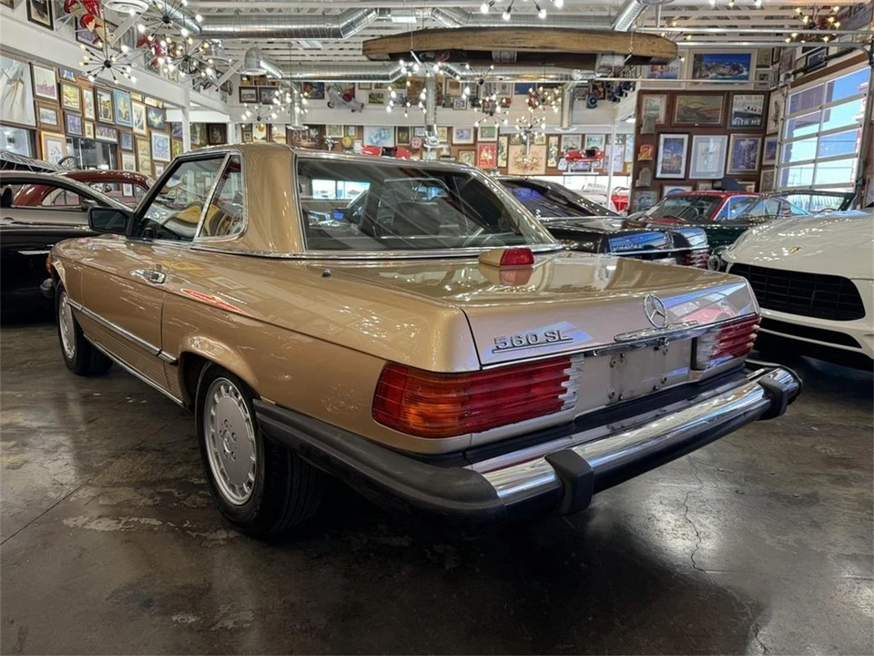 1987 Mercedes-Benz W126 S-Class Sedan - Image 5 of 28