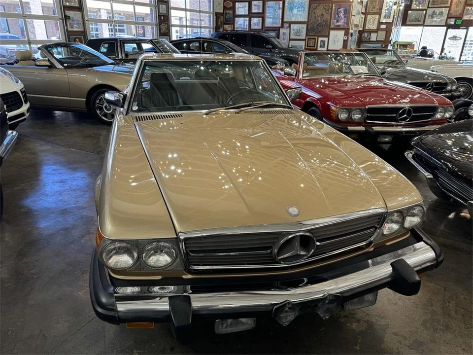 1987 Mercedes-Benz W126 S-Class Sedan - Image 3 of 28