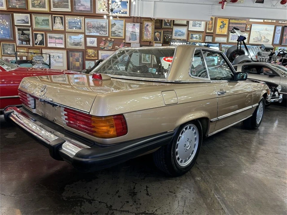 1987 Mercedes-Benz W126 S-Class Sedan - Image 6 of 28