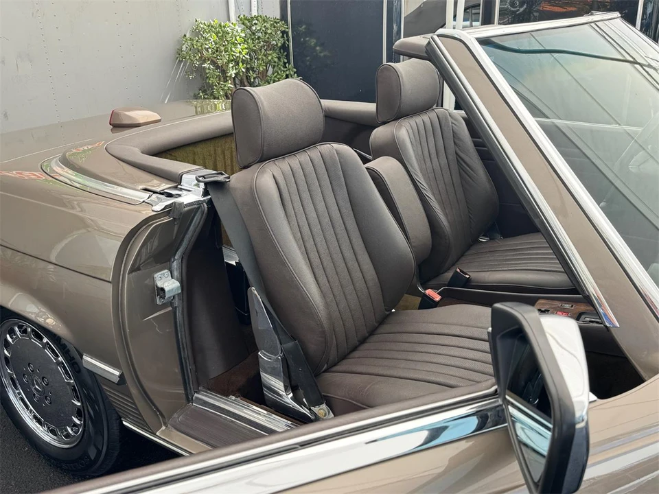 1987 Mercedes-Benz W126 S-Class Sedan - Image 25 of 31