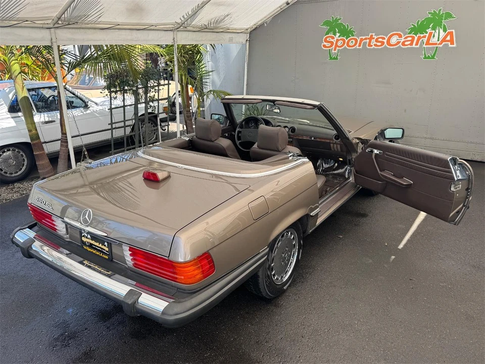 1987 Mercedes-Benz W126 S-Class Sedan - Image 2 of 31