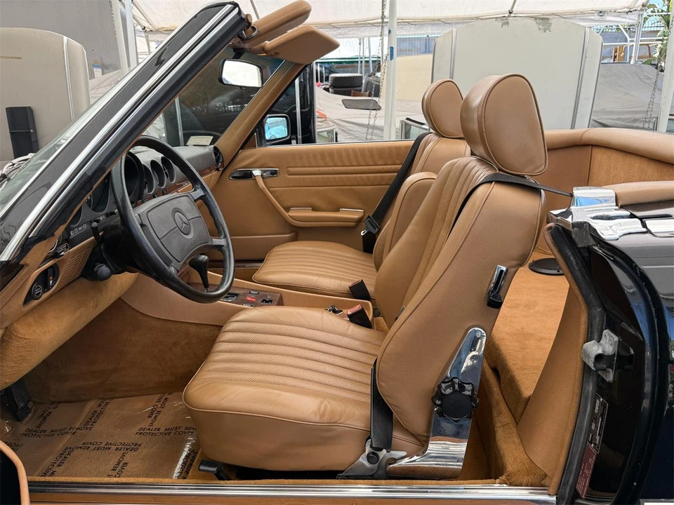 1987 Mercedes-Benz W126 S-Class Sedan - Image 24 of 31