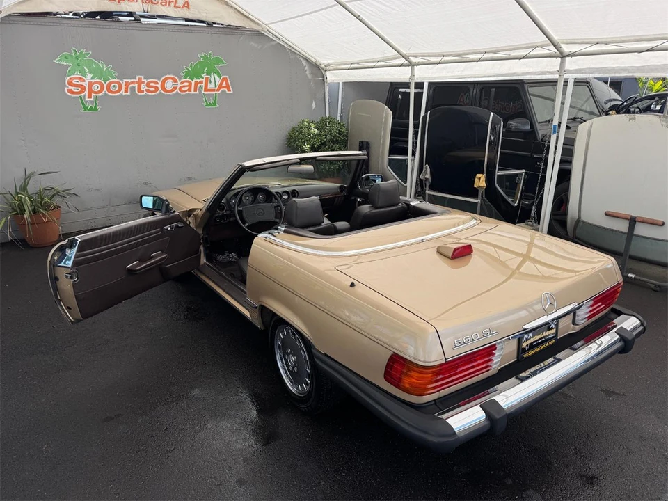 1987 Mercedes-Benz W126 S-Class Sedan - Image 3 of 31