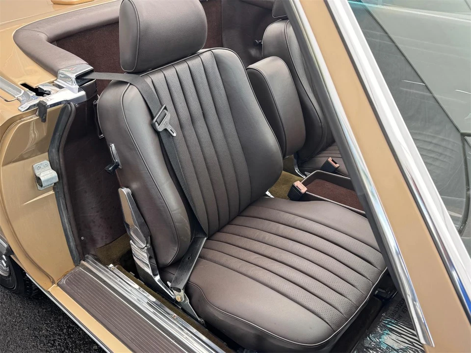 1987 Mercedes-Benz W126 S-Class Sedan - Image 25 of 31