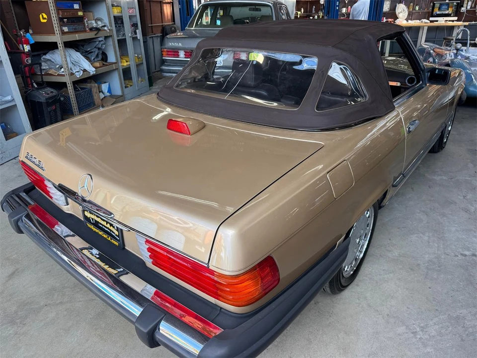 1987 Mercedes-Benz W126 S-Class Sedan - Image 12 of 31