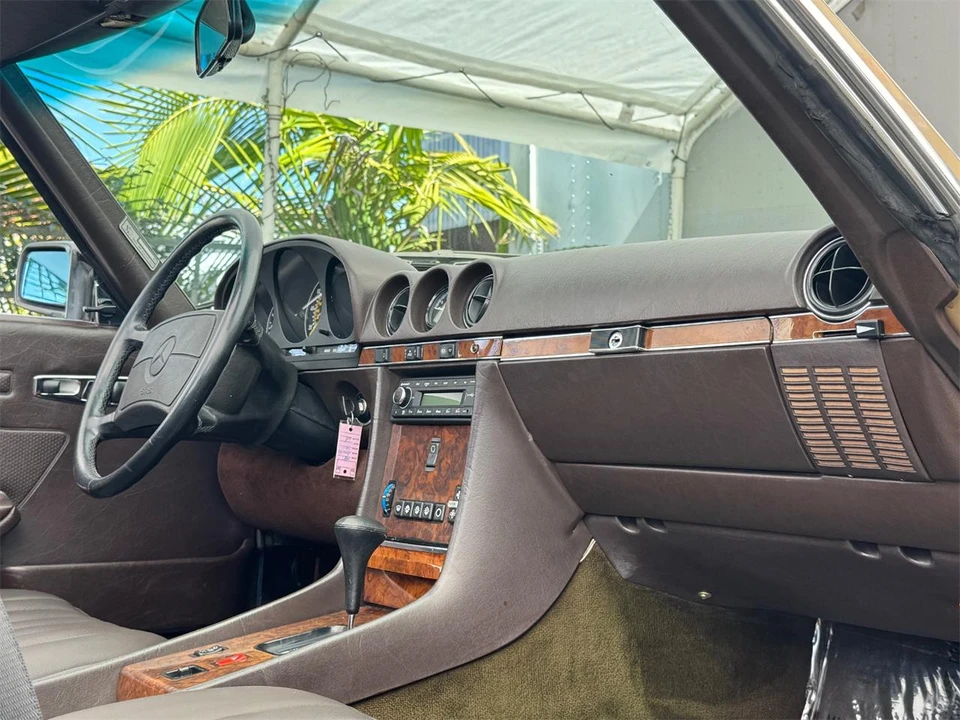 1987 Mercedes-Benz W126 S-Class Sedan - Image 30 of 31